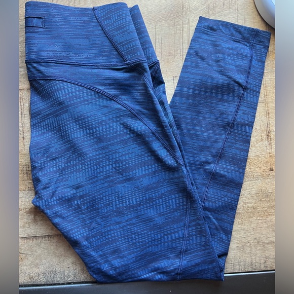 Outdoor Voices TechSwsat 3/4 Laggings - Picture 2 of 3